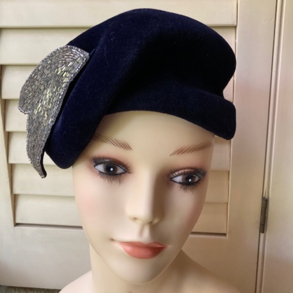 Vintage Navy Blue Carol Hat from Italy - Picture 2 of 15